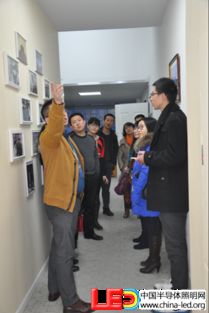 可見光通信技術新浪潮 LED室內定位引領研發熱潮，CSA領導調研華策光通信